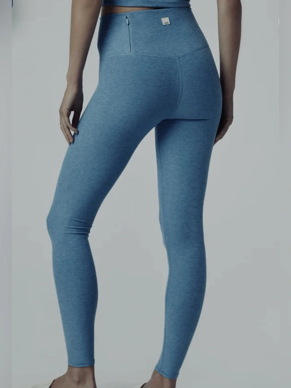 VUORI Clean Elevation Legging, Vibrant Blue Heather, Medium Regular, EUC